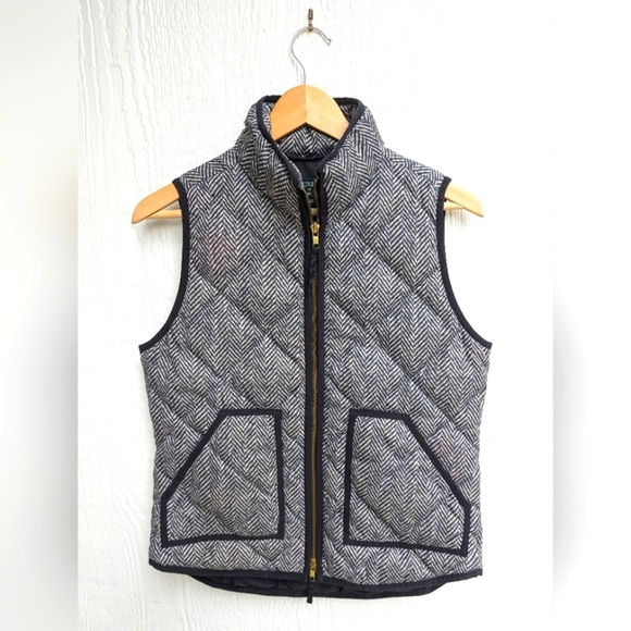 J. Crew Black Tan Herringbone Waterfowl Down Full Zip Puffer Vest Women's XS - Picture 1 of 5